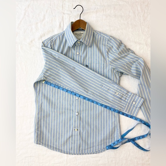 Men’s Abercrombie & Fitch Striped Dress Shirt - Picture 4 of 11